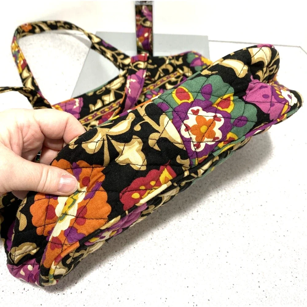 Vera Bradley Suzani 2011 Tote Bag Shoulderbag Purse Medium Floral Quilted Cotton